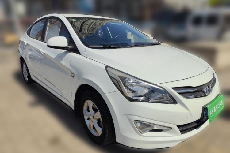 Used Hyundai Verna (older generation) 2016 1.4L Manual Smart GLS Trim
