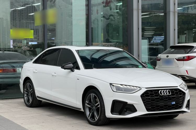 Used Audi A4L 2022 40 TFSI Luxury Dynamic Model