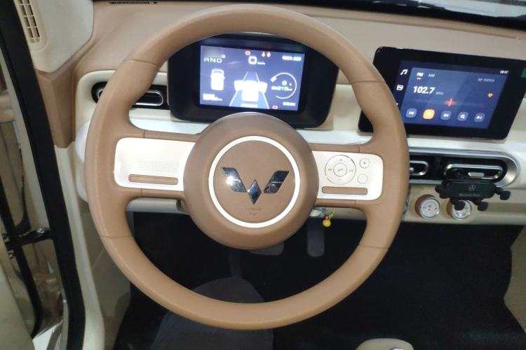 Used Wuling Hongguang MINIEV 2024 3rd Generation 215km Advanced Version Steering Wheel