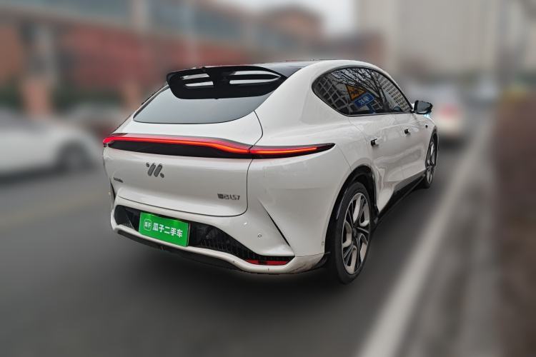 Used IM LS7 2023 90 kWh Elite Rear-Drive Version

