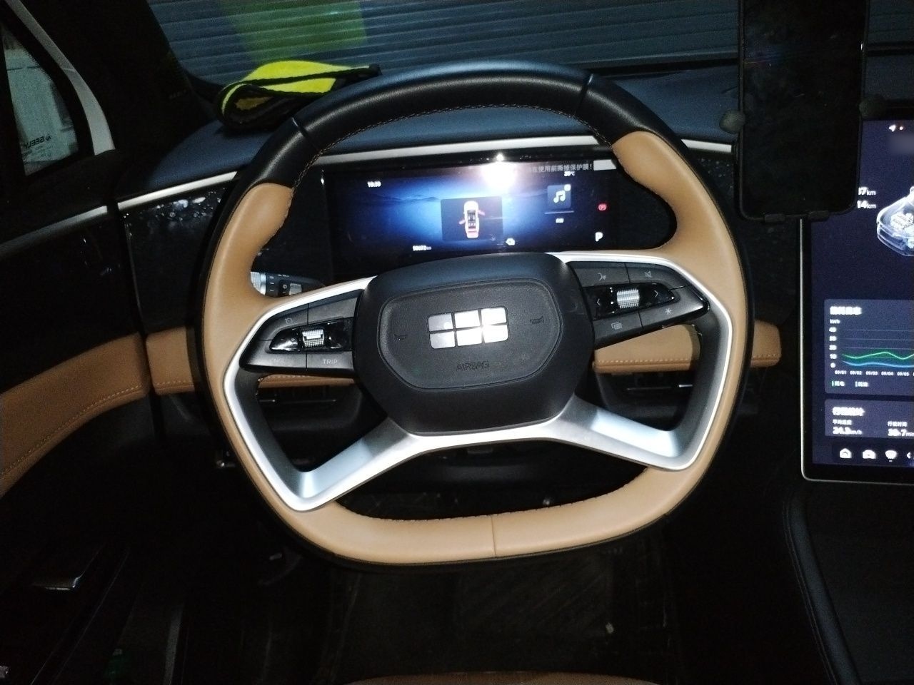 Geely Galaxy L7 2023 1.5T 115 km PLUS — снимка 10