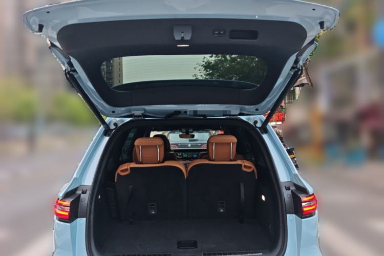 Used Li Auto ONE 2020 Extended-Range 6-Seater Version
