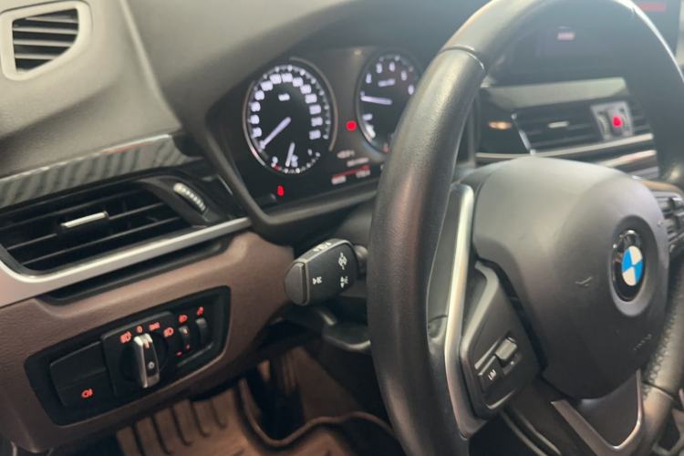 Used BMW X1 2020 sDrive25Li Leading Model Interior 3