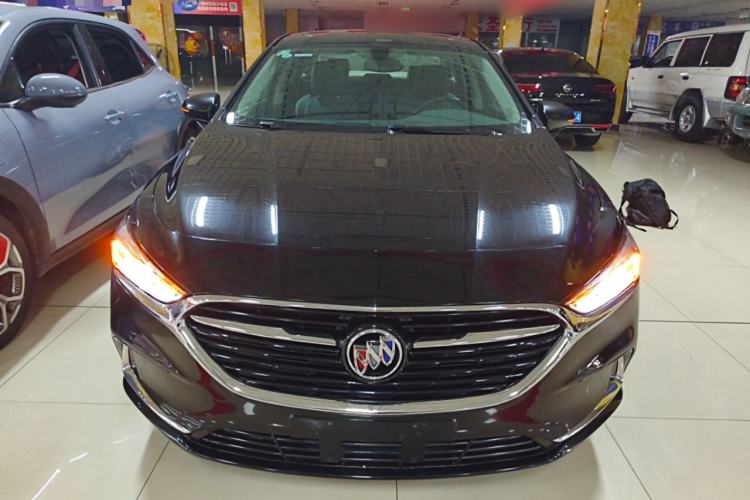 Used Buick LaCrosse 2022 652T Luxury Version Front