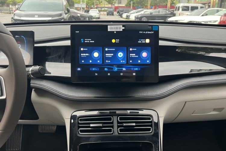 Used BYD Qin PLUS 2024 HONOR Edition DM-i 55KM Leading Model

