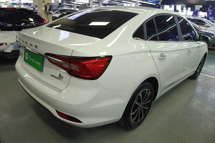 Used Roewe i5 2020 1.5L Automatic 4G Connect Luxury Flagship Edition
