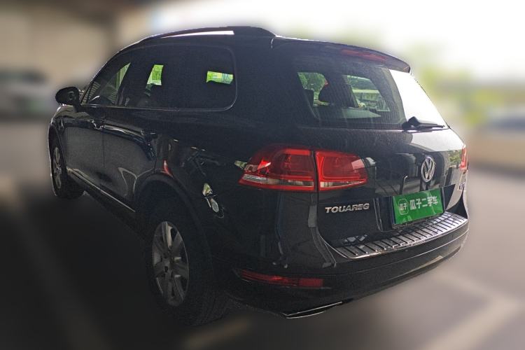 Used Volkswagen Touareg 2014 3.0 TSI New Edition Rear Left 45 Deg