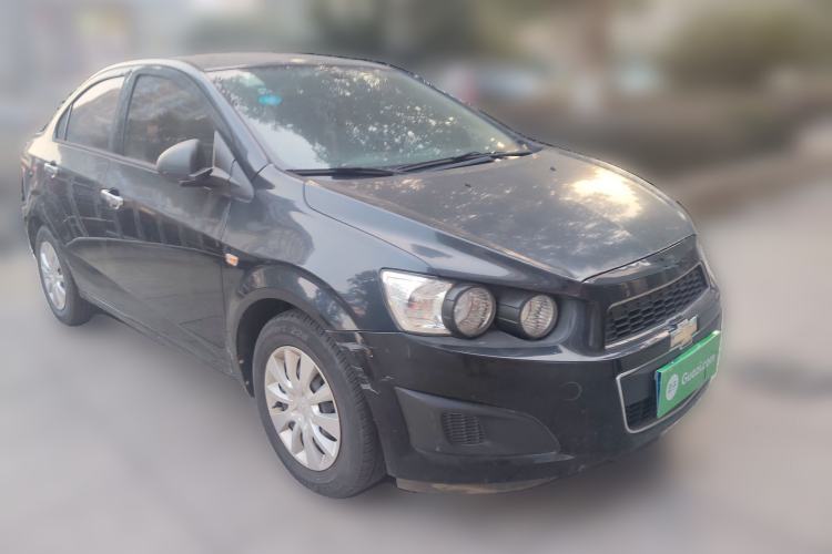 Used Chevrolet Aveo Sonic 2011 Sedan 1.4L MT SL