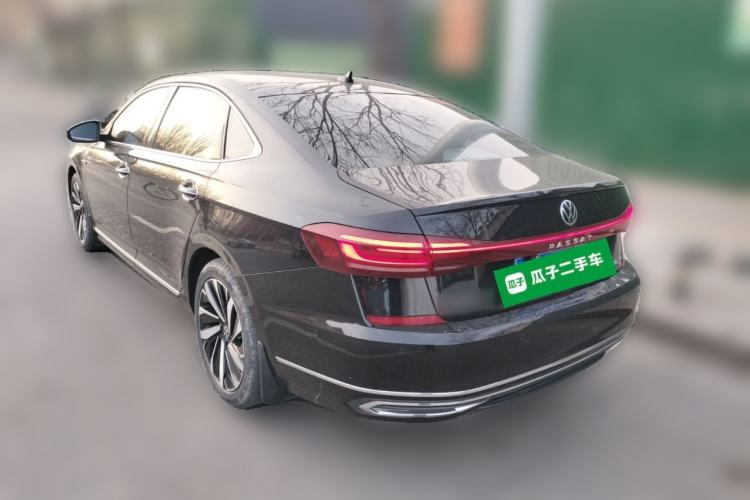 Used Volkswagen Passat 2022 330TSI Luxury Edition Rear Left 45 Deg