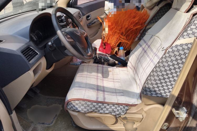 Used Wuling Hongguang 2014 1.5L S Luxury Model
