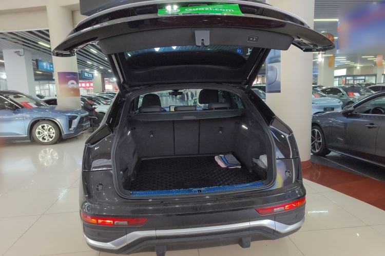 Used Audi Q5L Sportback 2021 40 TFSI Luxury Edition Trunk