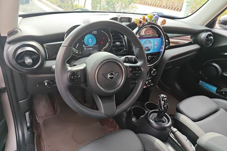 Used MINI MINI 2023 Updated 1.5T COOPER Artist