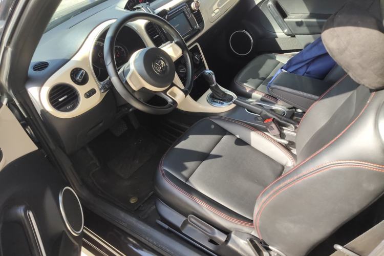 Used Volkswagen Beetle 2018 180TSI Joyful Orange Edition