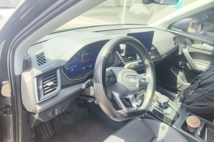 Used Audi Q5L 2022 Updated 40T Luxury Dynamic Edition
