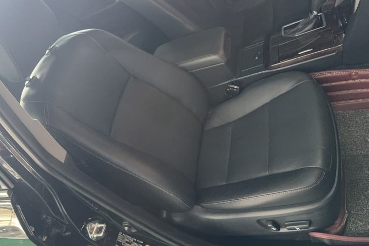 Used Toyota Camry 2016 2.0G 10th Anniversary Leading Edition
