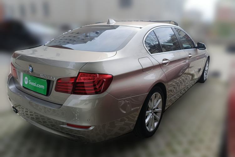 Used BMW 5 Series 2014 528Li Leading Model
