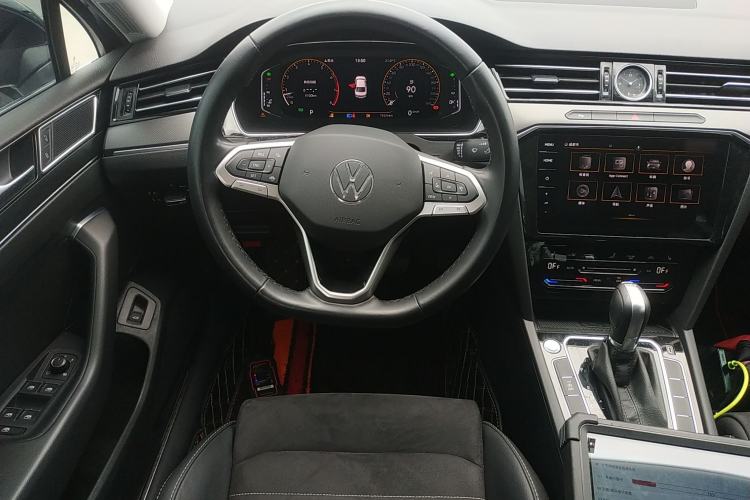 Used Volkswagen Magotan 2020 330TSI DSG Luxury Edition