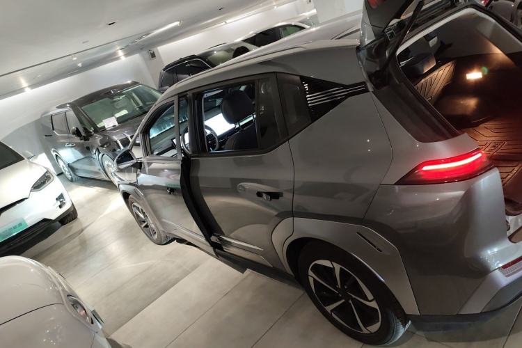 Used AION Y 2023 Plus 610 Smart Edition Lithium Iron Phosphate