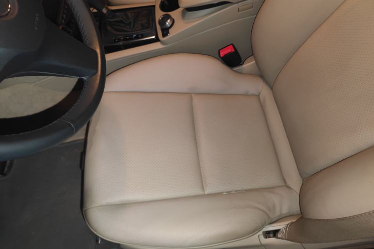 Used Mercedes-Benz GLK-Class 2011 GLK 300 4MATIC Dynamic Model
