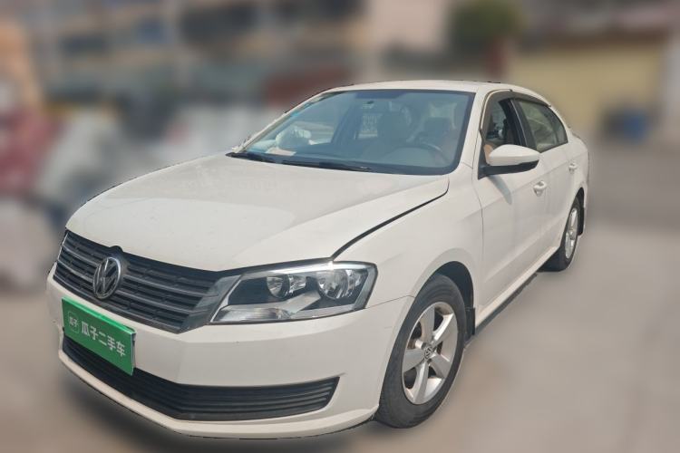 Used Volkswagen Lavida 2013 Revised Classic 1.6L Manual Fashion Edition