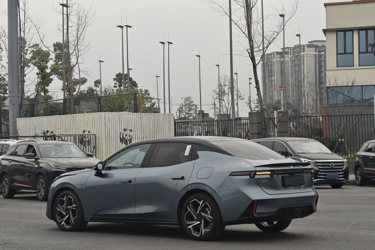 Used Lynk & Co 07 2024 EM-P 126 Long-Range Ultra
