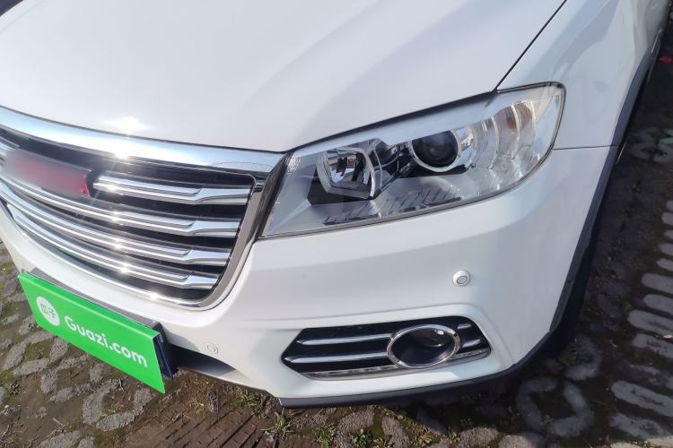 Used Haval H6 2015 Revised Version Sport Edition 1.5T Manual Transmission Two-Wheel Drive Elite Grade
