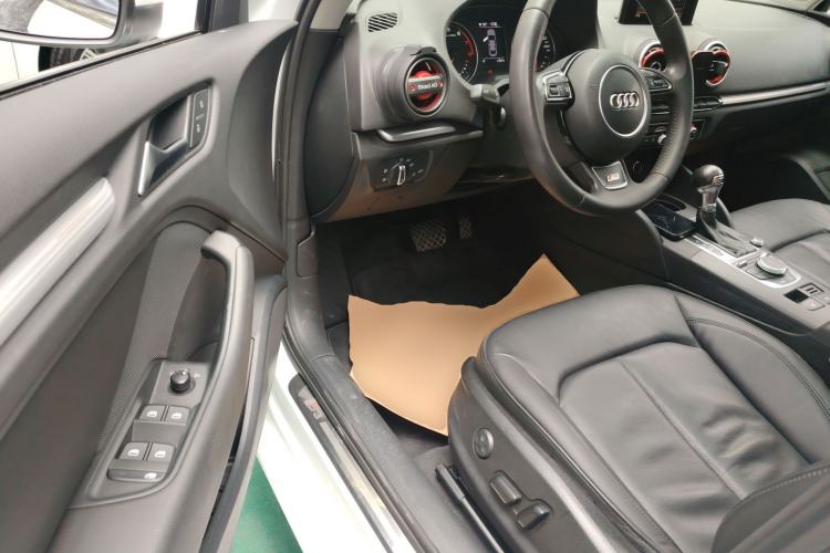 Used Audi A3 2014 Limousine 35 TFSI Automatic Comfort Model