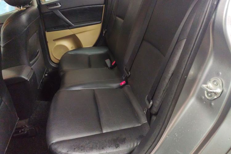 Used Mazda 3 2011 Sedan 1.6L Manual Comfort Model