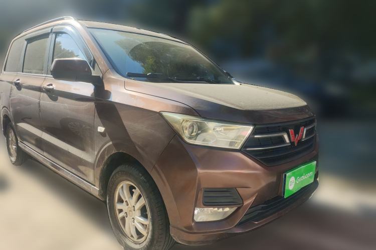 Used Wuling Hongguang 2019 1.5L S Comfort Edition China VI LAR
