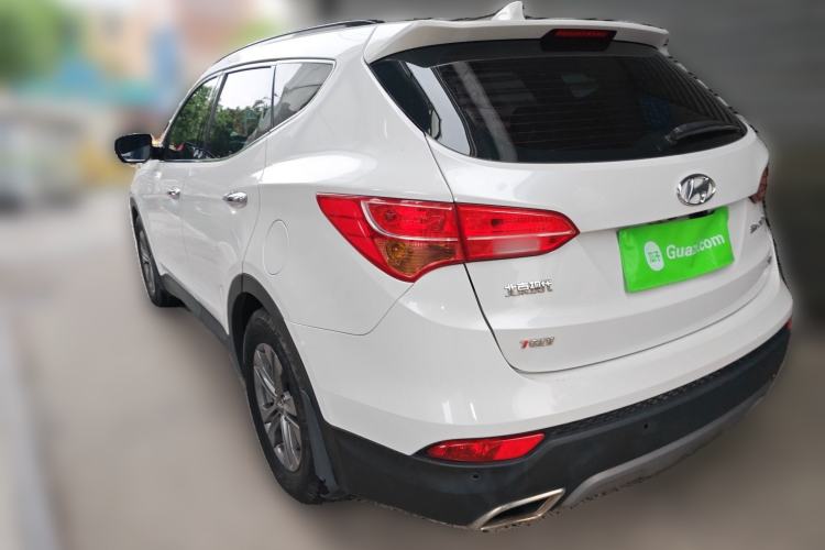 Used Hyundai Santa Fe 2015 2.0T Automatic All-Wheel Drive Smart Version 5 Seats Rear Left 45 Deg