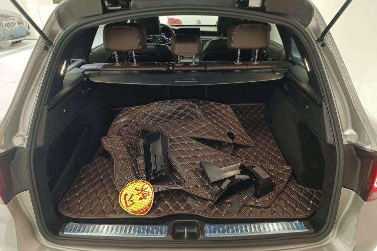 Used Mercedes-Benz GLC 2020 Facelift GLC 300 L 4MATIC Dynamic Edition