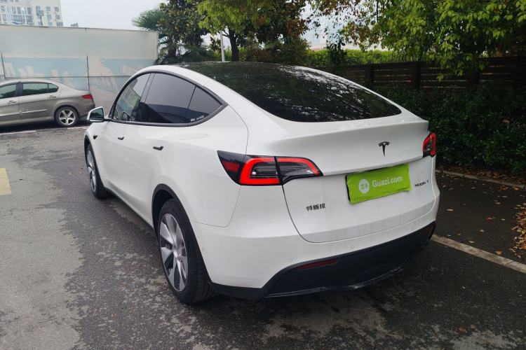 Used Tesla Model Y 2021 Standard Range Rear-Wheel Drive Version Exterior 2