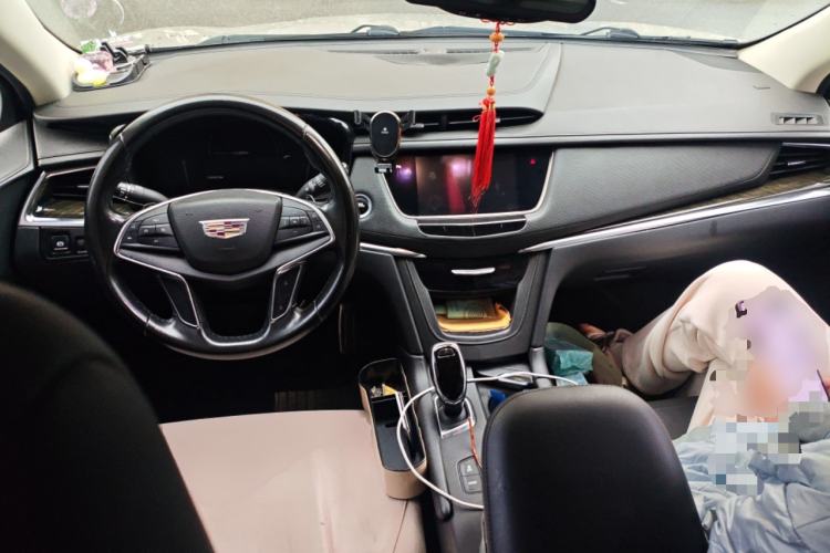 Used Cadillac XT5 2017 Anniversary Edition 25T Luxury Model