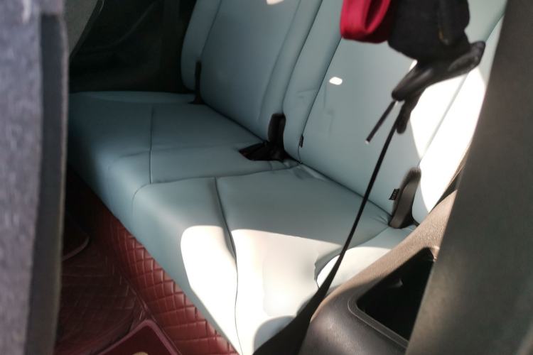 Used Chery Little Ant 2022 Updated Version Sweet Pink Edition Full-Sugar Version 55kW 408km Range (Triple-Lithium Battery) Left Rear Seat