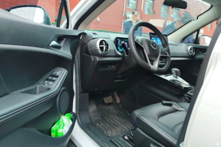 Used BYD Yuan New Energy 2019 EV535 Smart Connect Trendsetting Model
