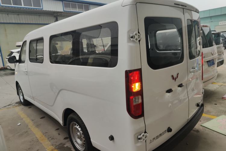 Used Wuling Yangguang 2025 Model 400km Bus Edition—Comfort Edition
