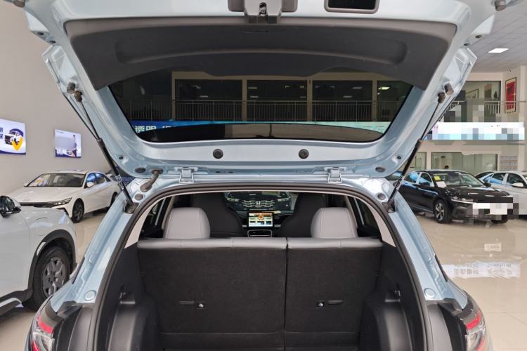 Used Geely Galaxy Geome 2025 310km Youth Edition Trunk