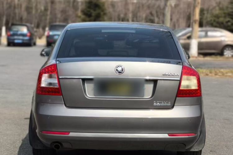 Used Skoda Octavia 2015 Classic Model 1.6L Manual Yijie Edition Exterior 1