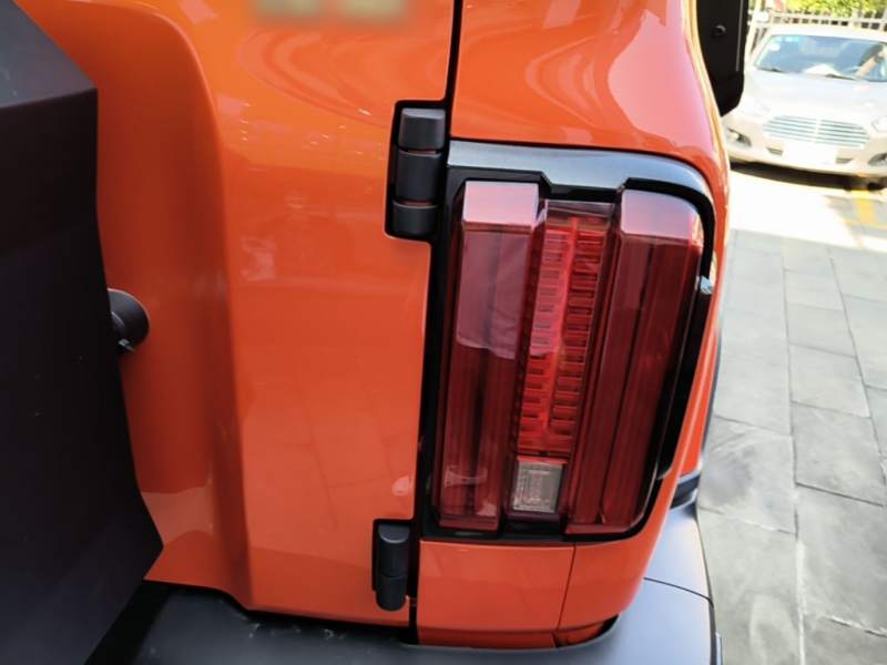 Used Tank 300 2021 City Edition 2.0T—Truly Stylish — 7
