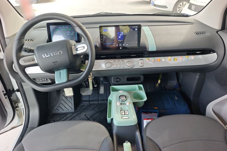 Used CHANGAN NEVO Lumin 2025 205km Refreshing Edition Center Console