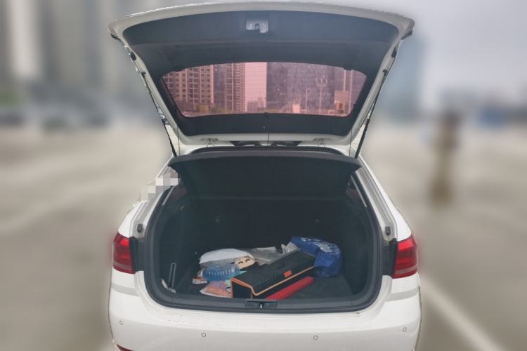 Used Volkswagen Gran Lavida 2017 180TSI DSG Comfort Edition Trunk