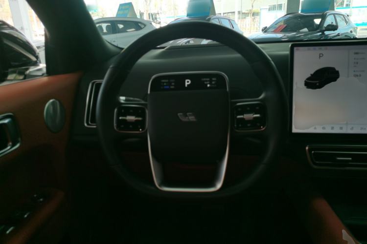 Used Li Auto L8 2023 Pro Model
