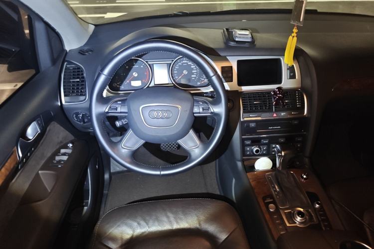 Used Audi Q7 2014 35 TDI Sport Edition
