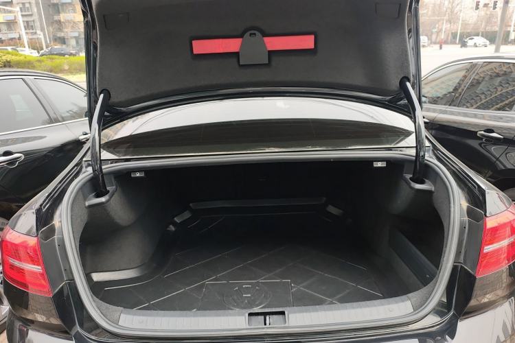 Used Volkswagen Magotan 2019 330TSI DSG Luxury Version China VI Standard Trunk