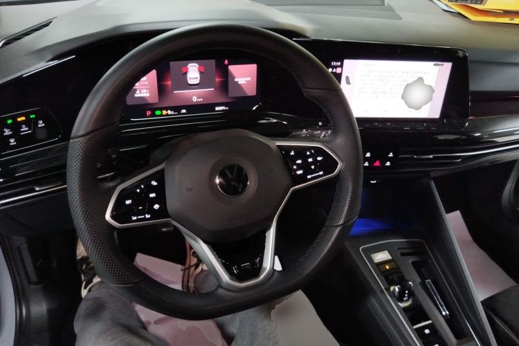 Used Volkswagen Golf 2023 Facelift 280TSI DSG R-Line Lite