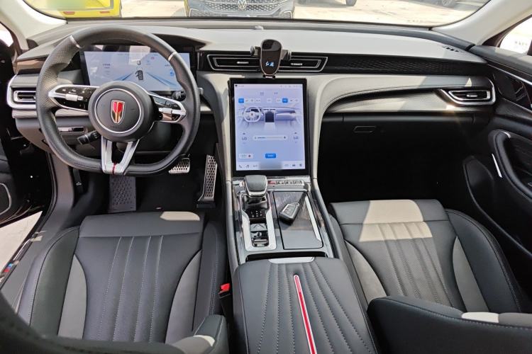 Used Hongqi H6 2024 2.0T ZhiMei Edition
