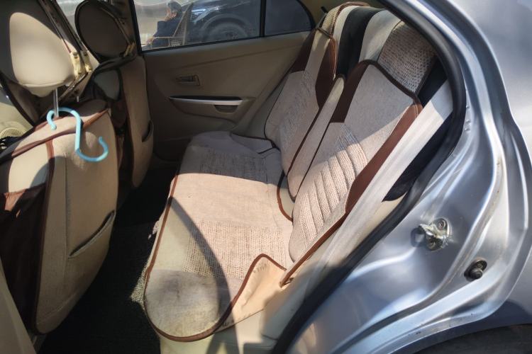 Used Soueast V3 Lingyue 2014 1.5L Manual Entry-Level Version Left Rear Seat