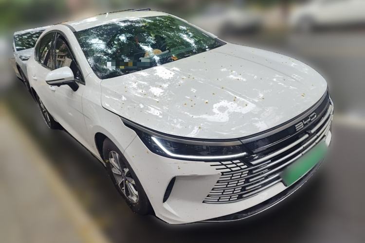 Used BYD Destroyer 05 2024 HONOR Edition DM-i 55KM Luxury Model Front Right 45 Deg