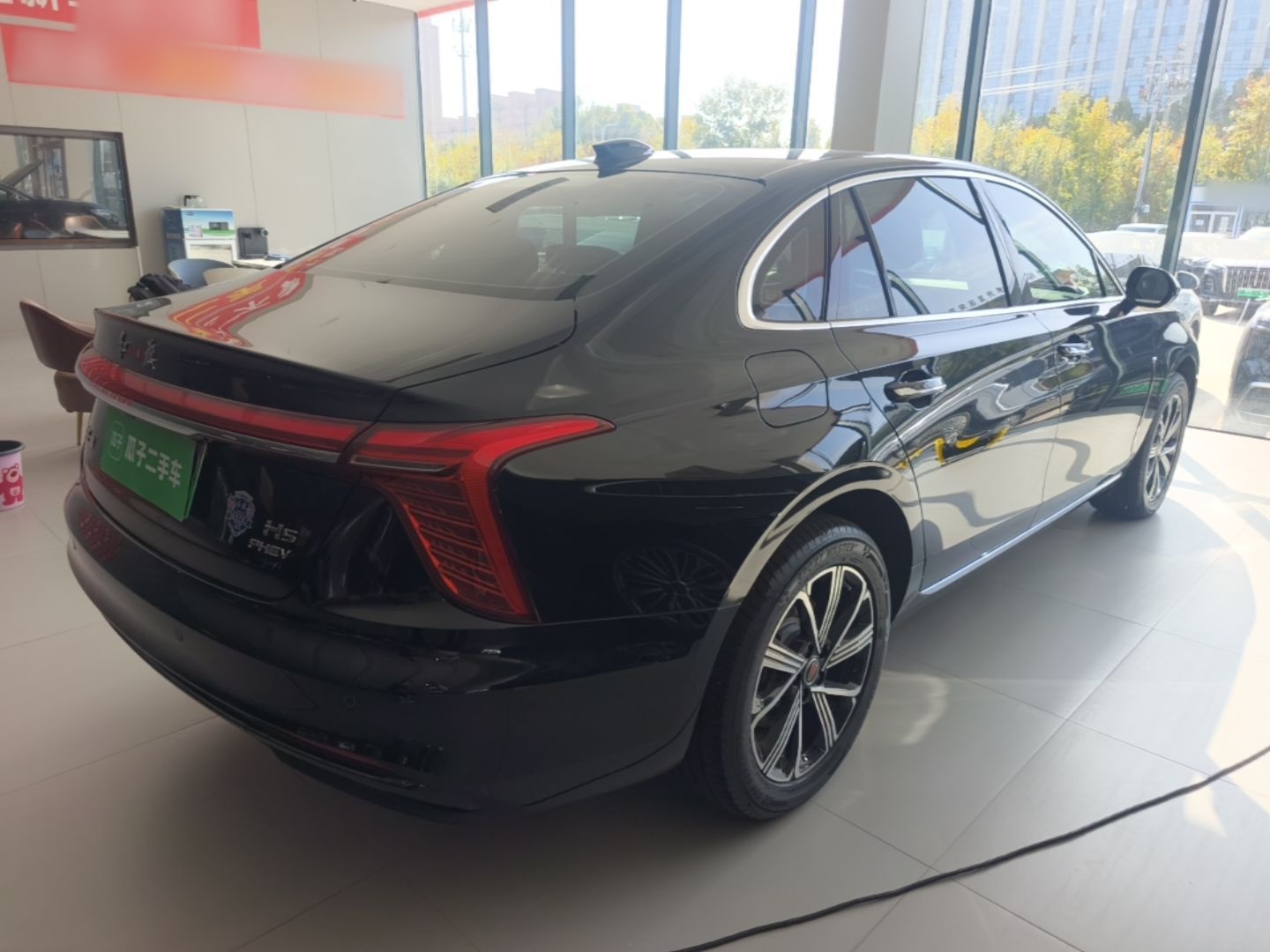 Hongqi H5 PHEV 2025 130 Super Hybrid Version — снимка 6