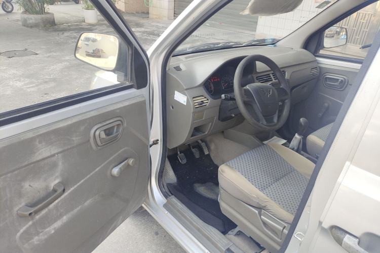 Used Wuling Zhiguang V 2017 1.2L Base Version LMH
